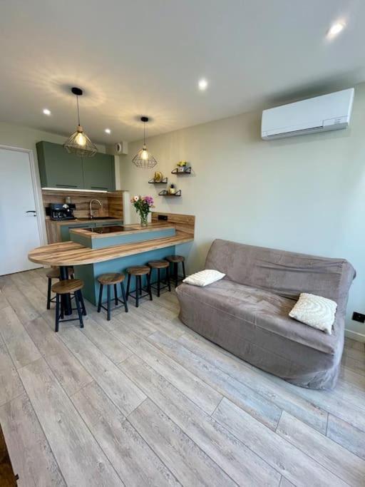 Appartement 6 Personnes Le Grau-du-Roi Exteriör bild